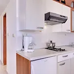 Malvazija Apartment *